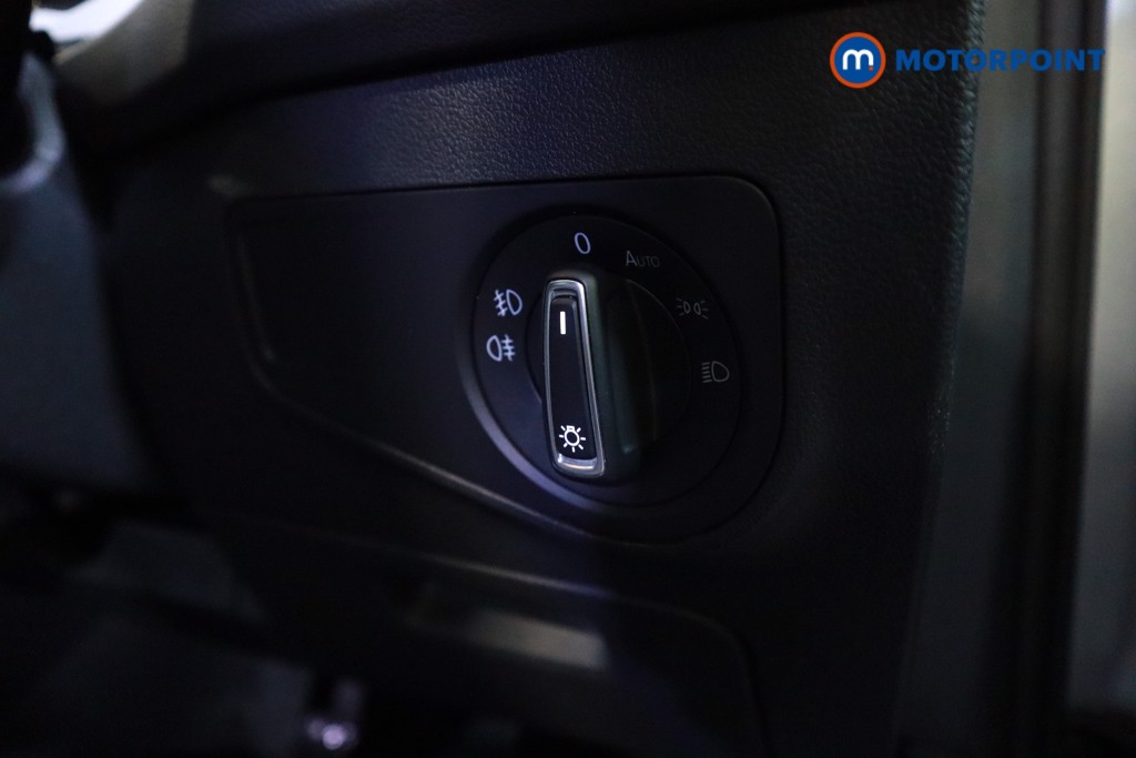 Volkswagen Tiguan Match Manual Diesel SUV - Stock Number (1610533) - 4th supplementary image