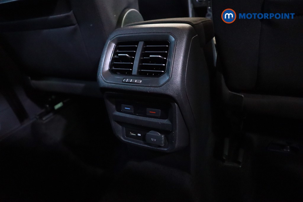 Volkswagen Tiguan Match Manual Diesel SUV - Stock Number (1610533) - 27th supplementary image