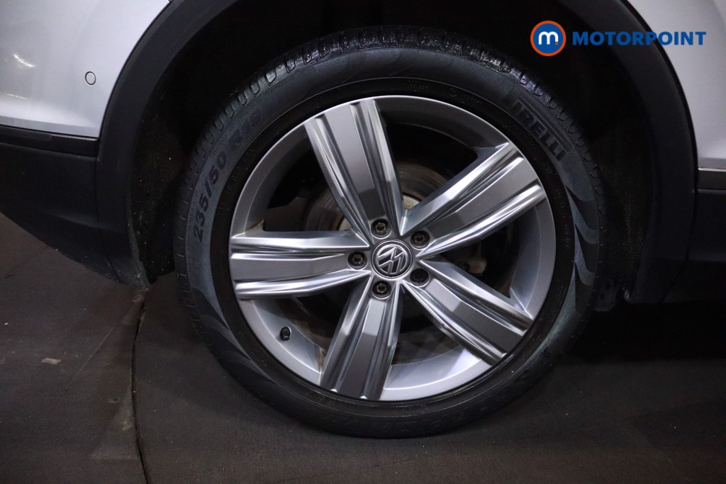Volkswagen Tiguan Match Manual Diesel SUV - Stock Number (1610533) - 30th supplementary image