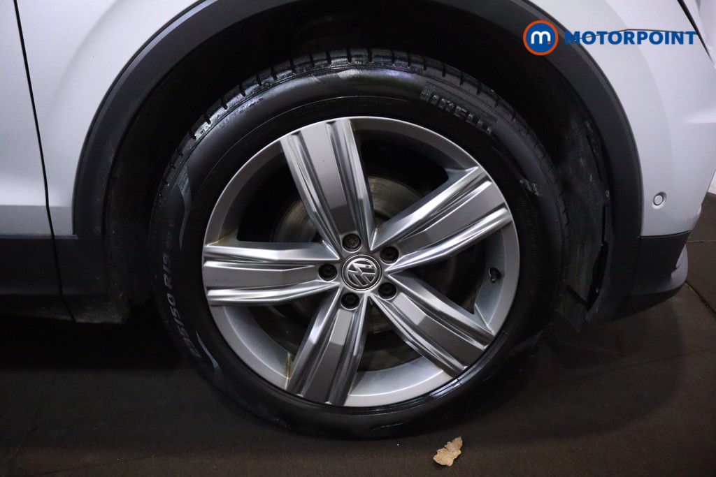 Volkswagen Tiguan Match Manual Diesel SUV - Stock Number (1610533) - 33rd supplementary image