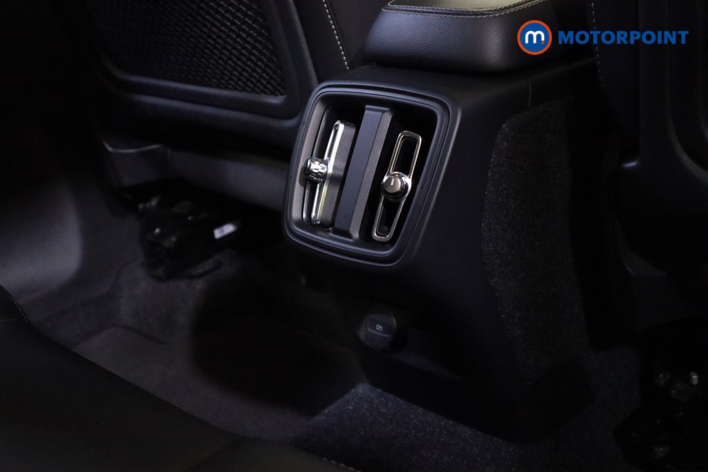 Volvo Xc40 Inscription Pro Automatic Petrol SUV - Stock Number (1610645) - 30th supplementary image