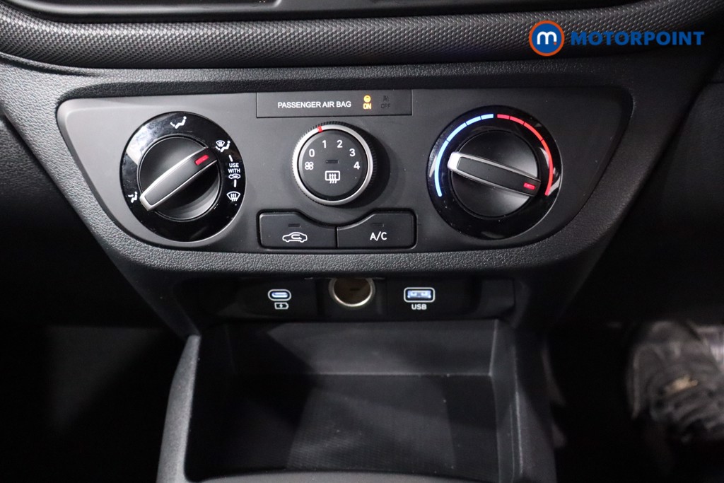 Hyundai I10 Advance Automatic Petrol Hatchback - Stock Number (1610670) - 19th supplementary image