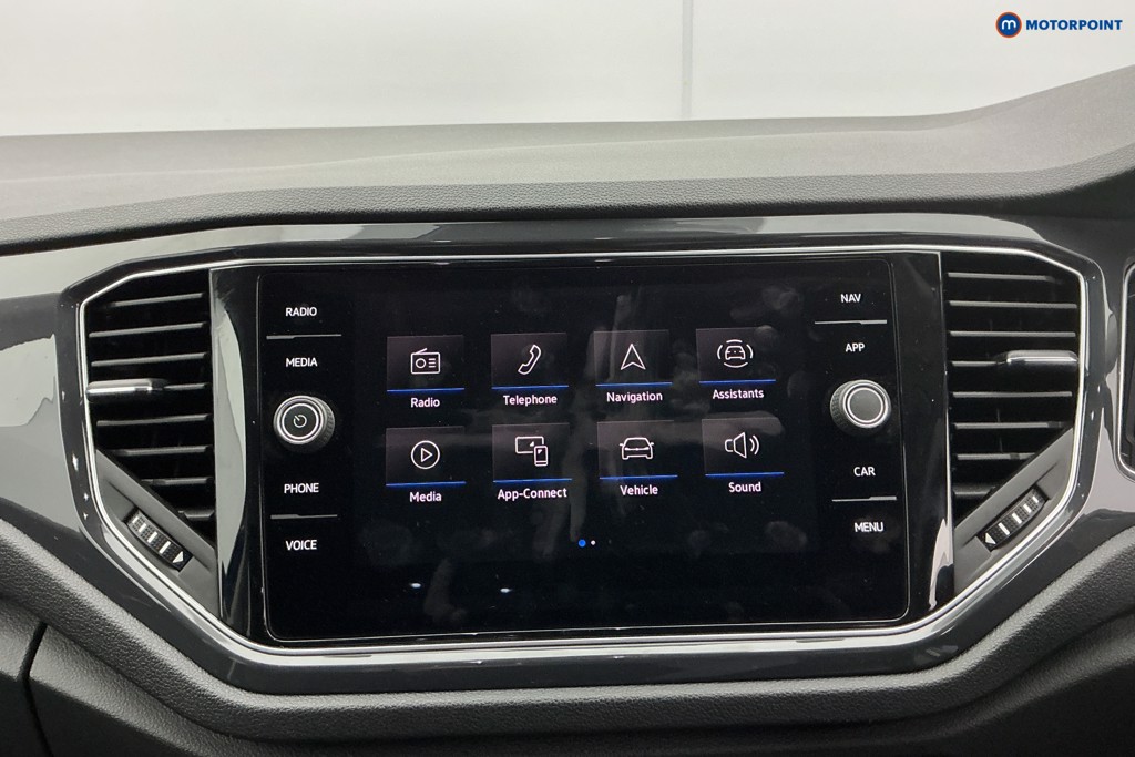 Volkswagen T-Roc SEL Automatic Petrol SUV - Stock Number (1611040) - 2nd supplementary image