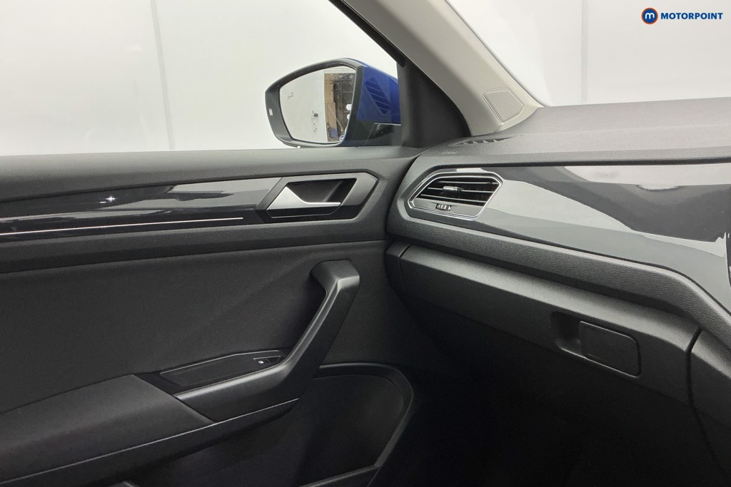 Volkswagen T-Roc SEL Automatic Petrol SUV - Stock Number (1611040) - 23rd supplementary image