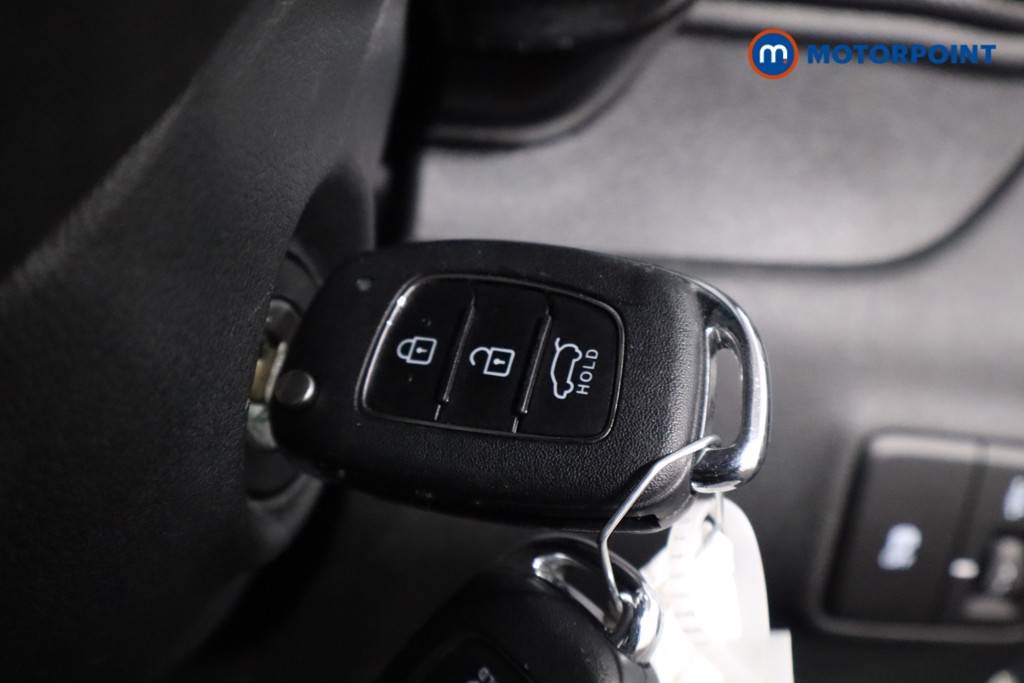 Hyundai I10 Advance Automatic Petrol Hatchback - Stock Number (1611086) - 13th supplementary image