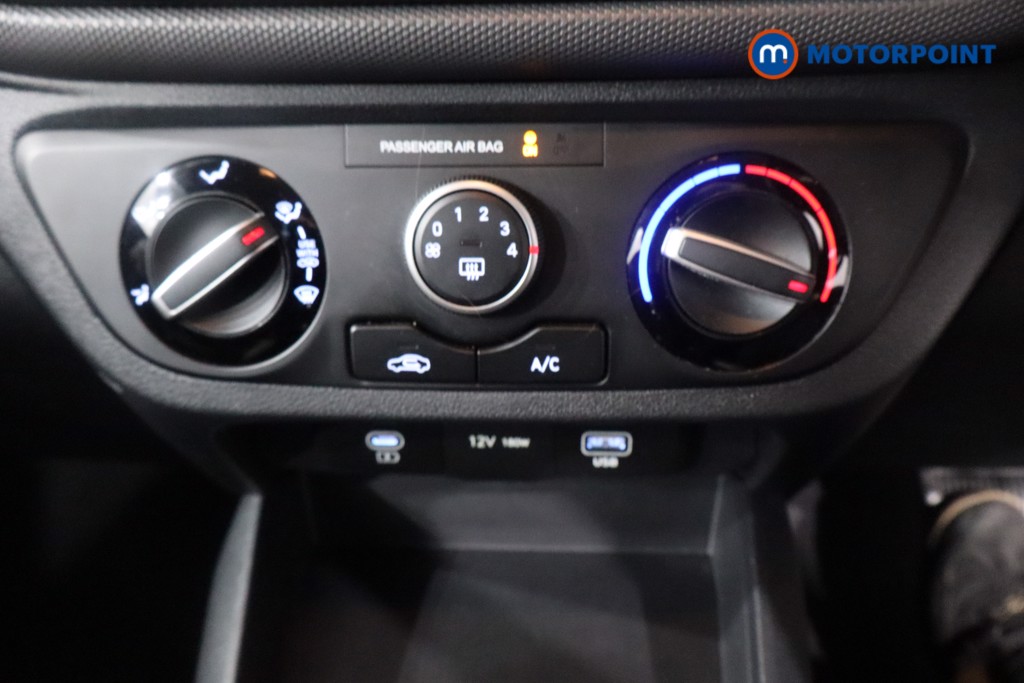 Hyundai I10 Advance Automatic Petrol Hatchback - Stock Number (1611086) - 16th supplementary image