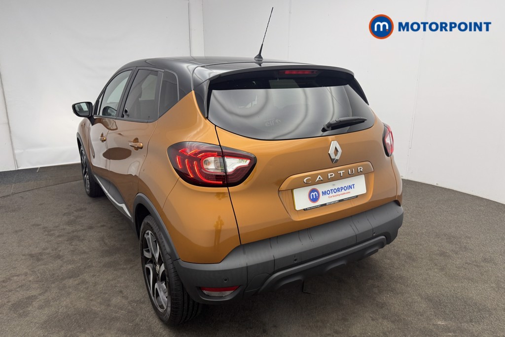 Renault Captur Iconic Manual Petrol SUV - Stock Number (1611535) - 17th supplementary image