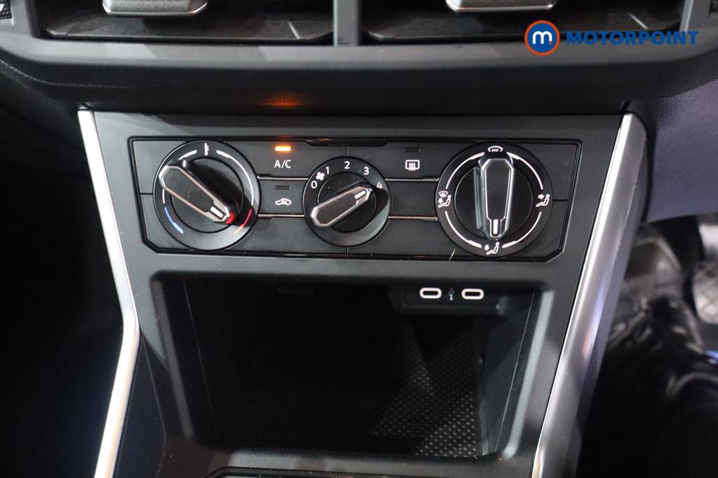 Volkswagen Polo Life Manual Petrol Hatchback - Stock Number (1611775) - 12th supplementary image