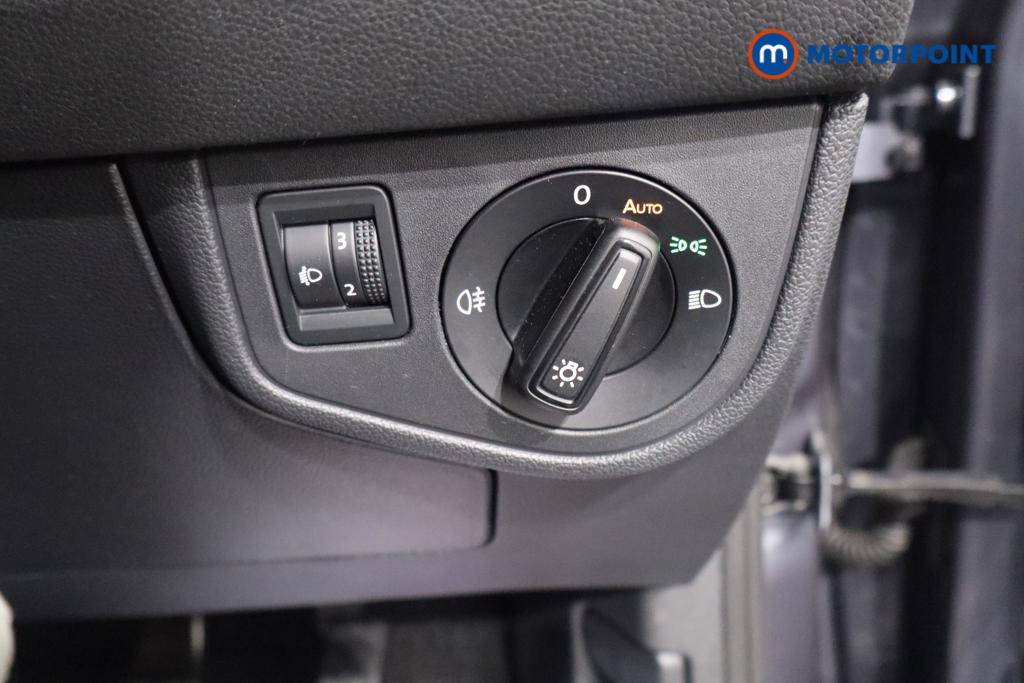 Volkswagen Polo Life Manual Petrol Hatchback - Stock Number (1611775) - 16th supplementary image