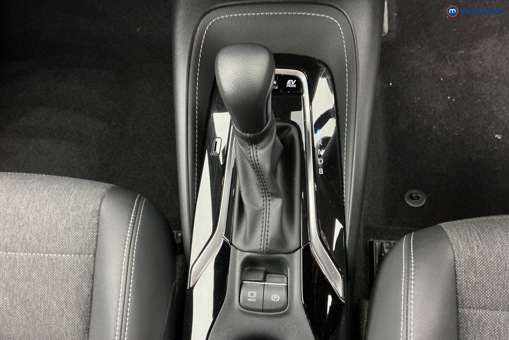 Toyota Corolla Design Automatic Petrol-Electric Hybrid Hatchback - Stock Number (1612613) - 21st supplementary image