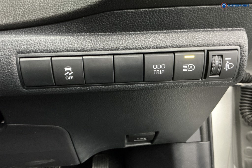 Toyota Corolla Design Automatic Petrol-Electric Hybrid Hatchback - Stock Number (1612613) - 28th supplementary image