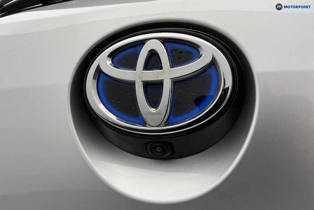 Toyota Corolla Design Automatic Petrol-Electric Hybrid Hatchback - Stock Number (1612613) - 41st supplementary image
