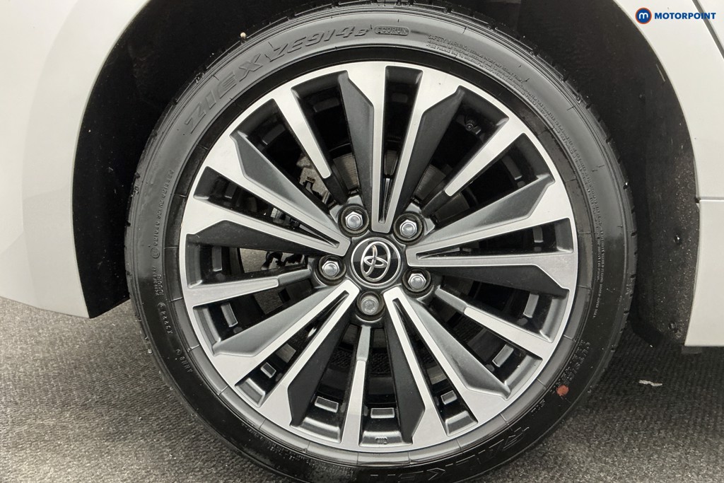 Toyota Corolla Design Automatic Petrol-Electric Hybrid Hatchback - Stock Number (1612613) - 44th supplementary image