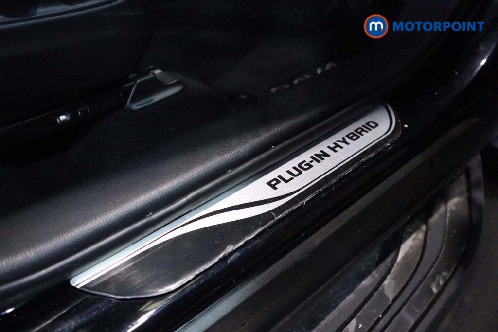 Toyota Rav4 Design Automatic Petrol Plug-In Hybrid SUV - Stock Number (1612976) - 7th supplementary image