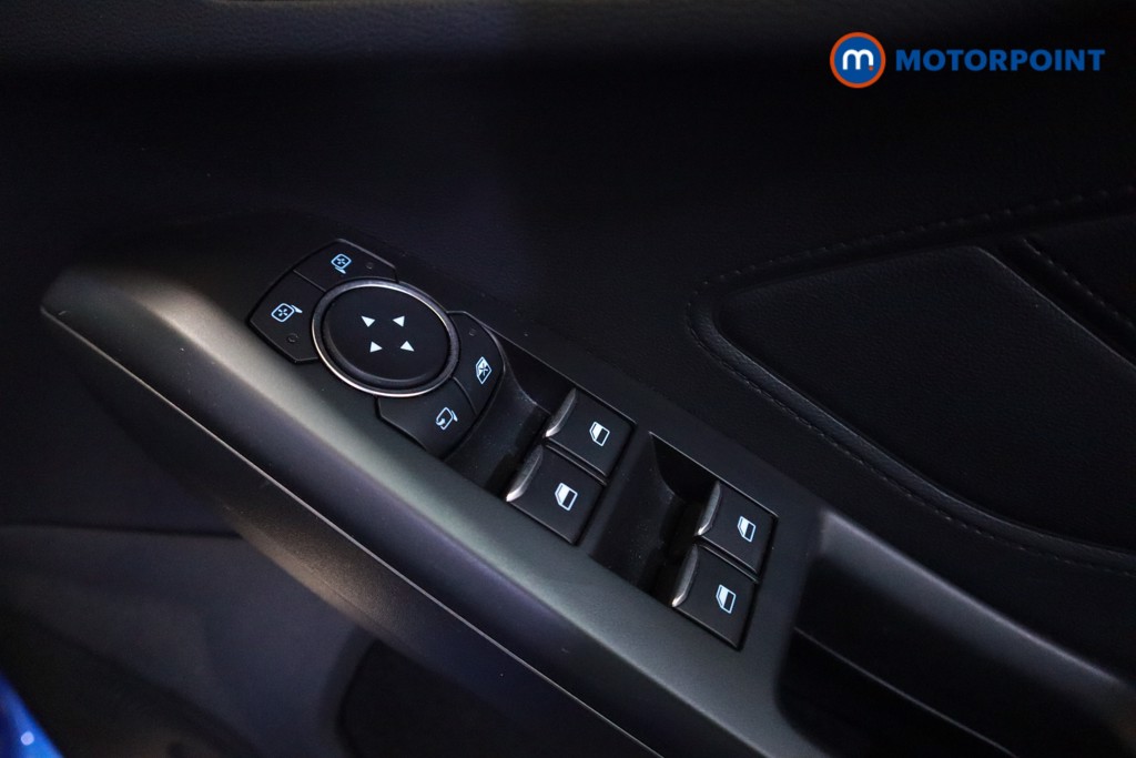 Ford Focus St-Line Edition Manual Petrol Hatchback - Stock Number (1613249) - 3rd supplementary image