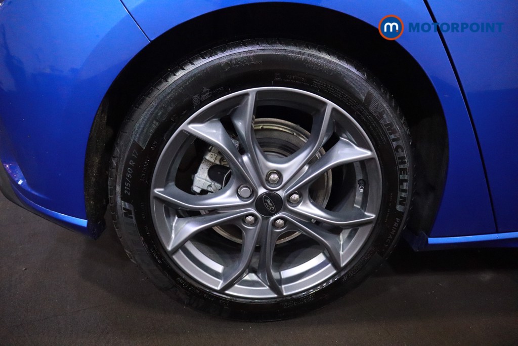 Ford Focus St-Line Edition Manual Petrol Hatchback - Stock Number (1613249) - 29th supplementary image