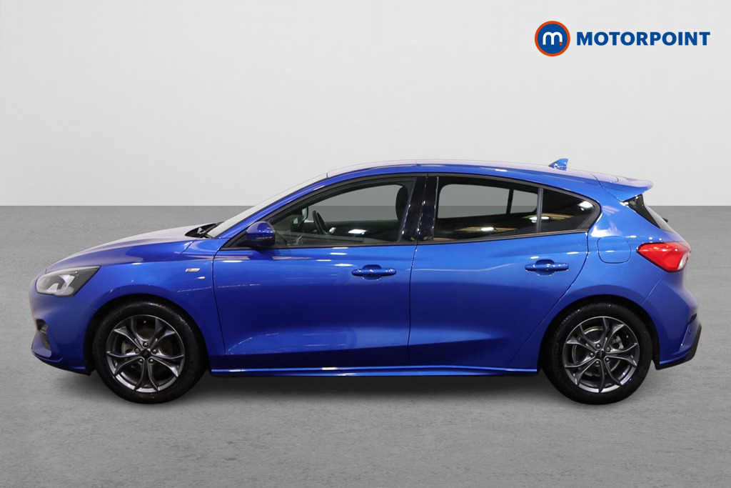 Ford Focus St-Line Edition Manual Petrol Hatchback - Stock Number (1613249) - Passenger side