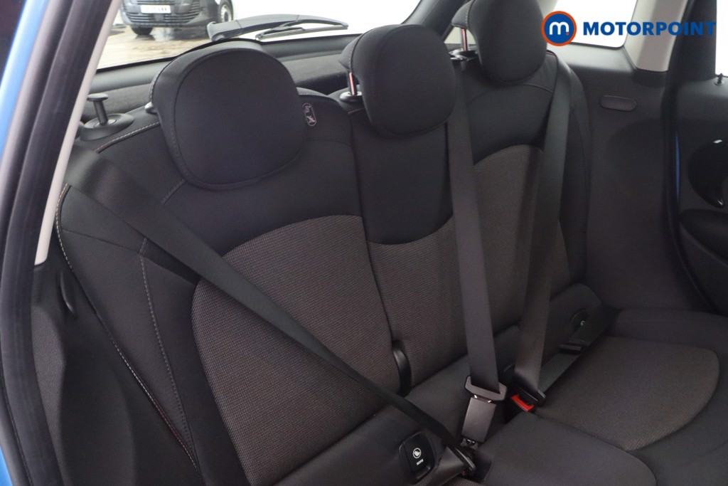 Mini Hatchback Cooper Manual Petrol Hatchback - Stock Number (1613389) - 15th supplementary image