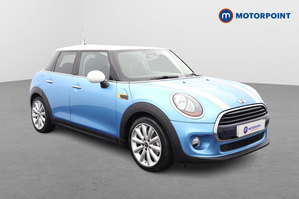 Mini Hatchback Cooper Manual Petrol Hatchback - Stock Number (1613389) - Drivers side front corner