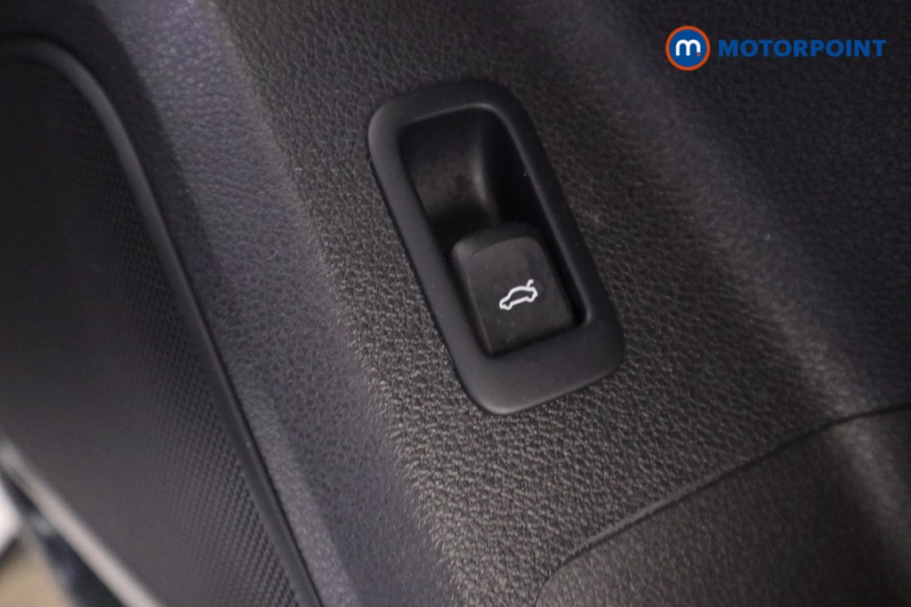 Audi Q2 S Line Automatic Petrol SUV - Stock Number (1613399) - 16th supplementary image