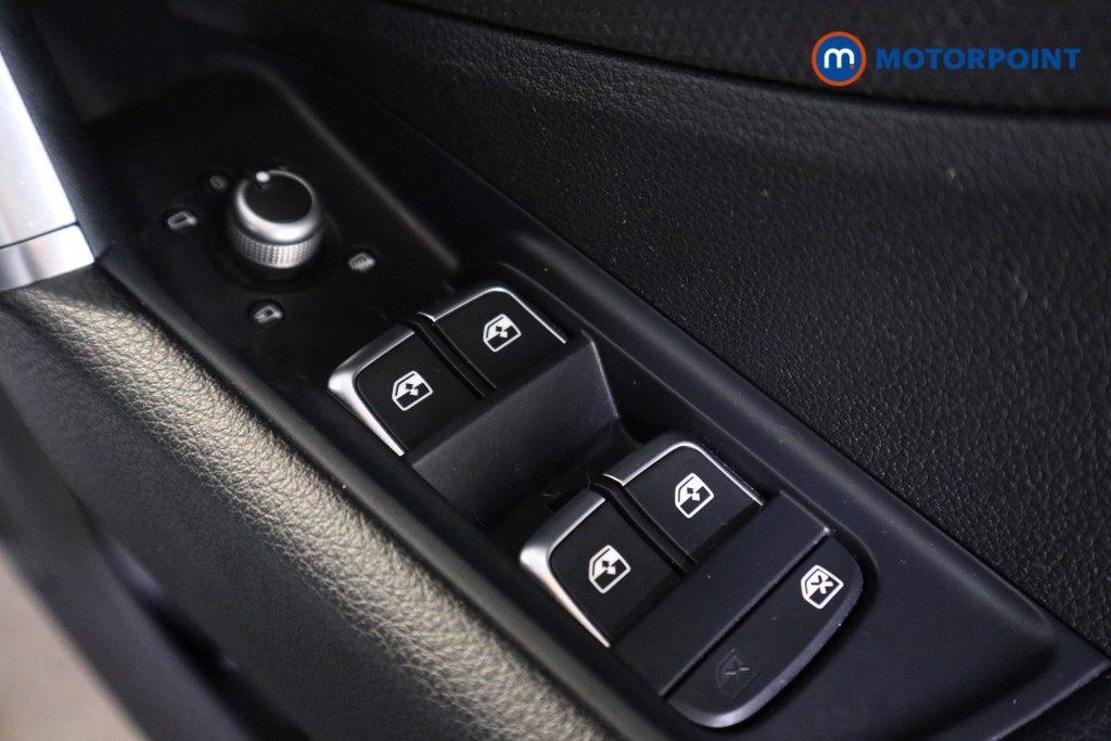 Audi Q2 S Line Automatic Petrol SUV - Stock Number (1613399) - 17th supplementary image