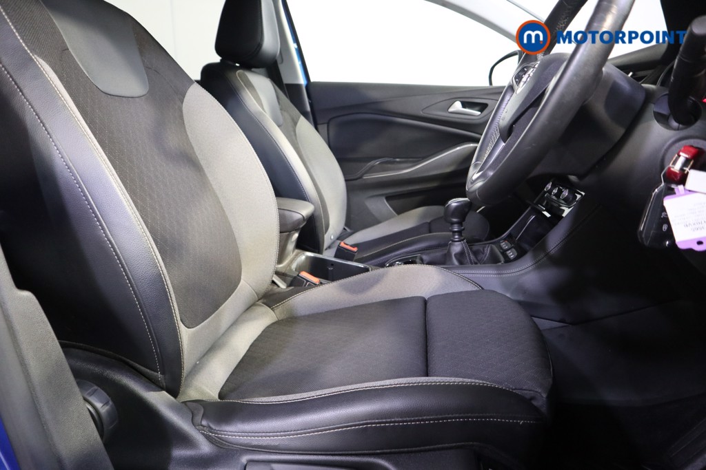 Vauxhall Grandland X Sri Nav Manual Petrol SUV - Stock Number (1613565) - 17th supplementary image