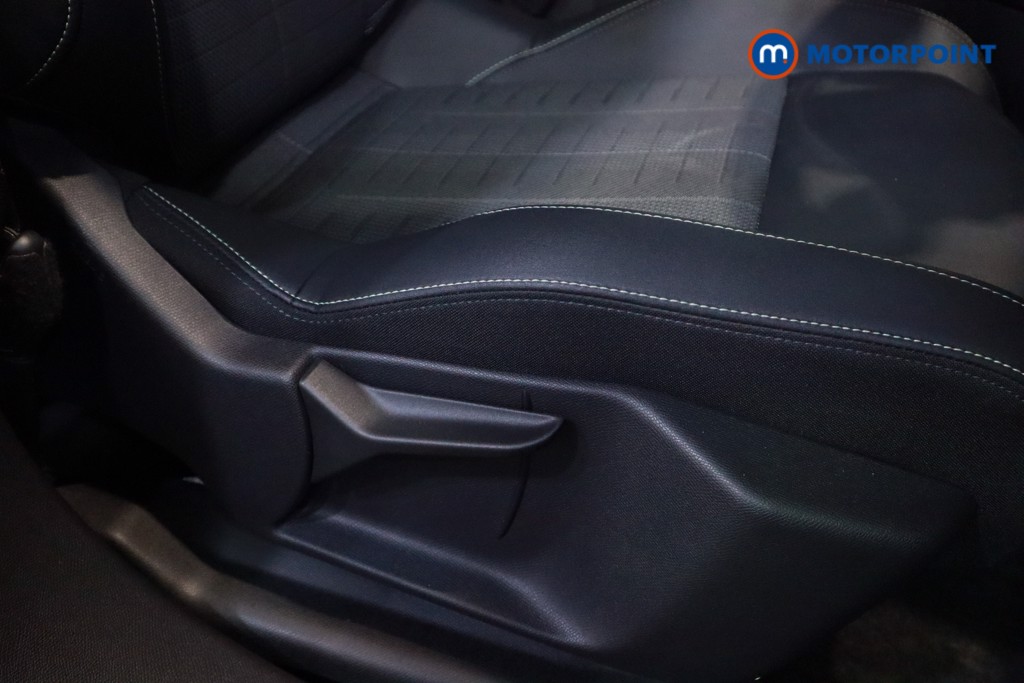 Peugeot 5008 GT Automatic Petrol SUV - Stock Number (1613674) - 7th supplementary image