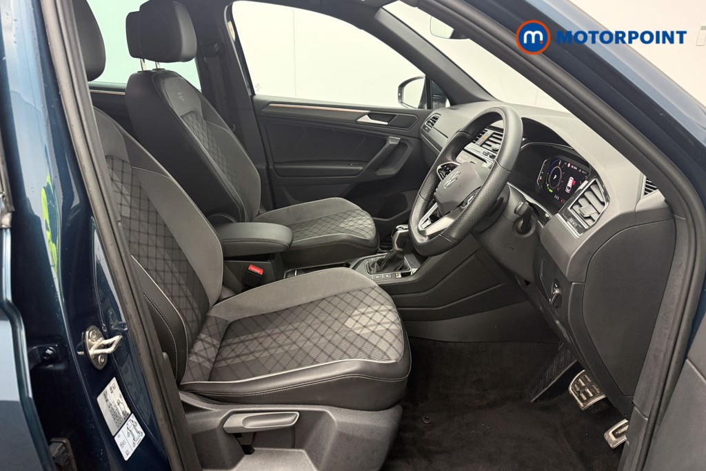 Volkswagen Tiguan R-Line Automatic Petrol Plug-In Hybrid SUV - Stock Number (1614820) - 2nd supplementary image