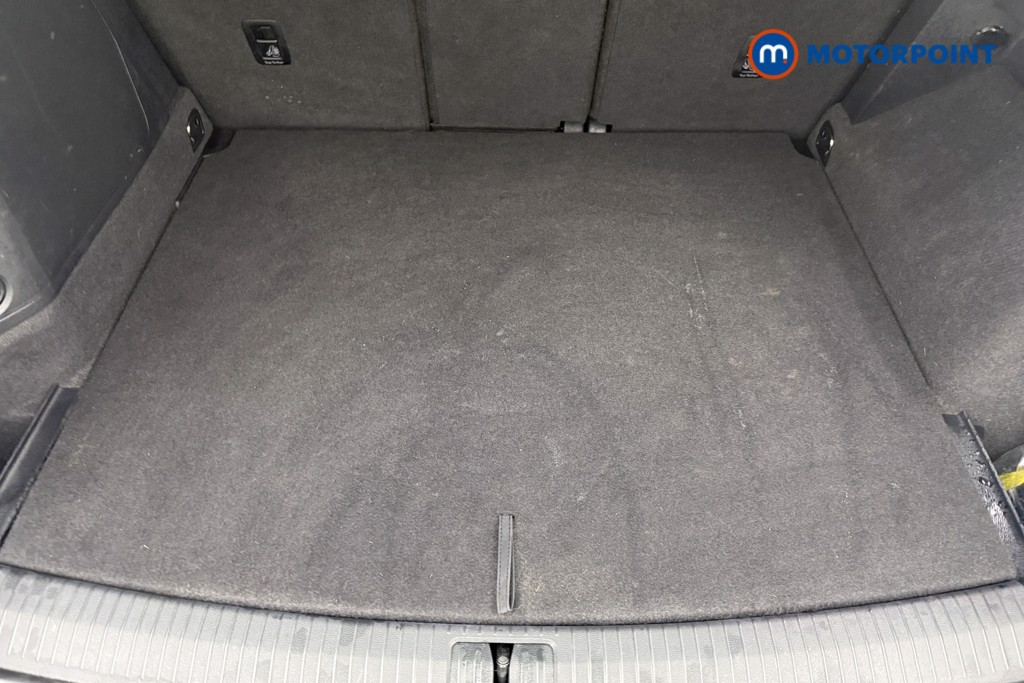 Volkswagen Tiguan R-Line Automatic Petrol Plug-In Hybrid SUV - Stock Number (1614820) - 18th supplementary image