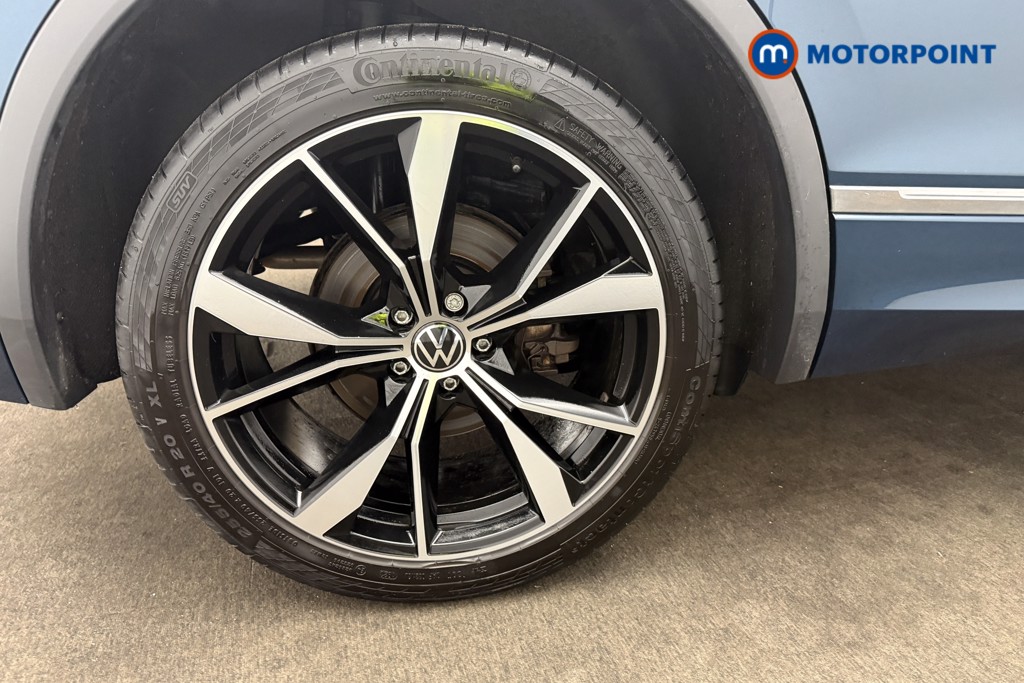 Volkswagen Tiguan R-Line Automatic Petrol Plug-In Hybrid SUV - Stock Number (1614820) - 22nd supplementary image