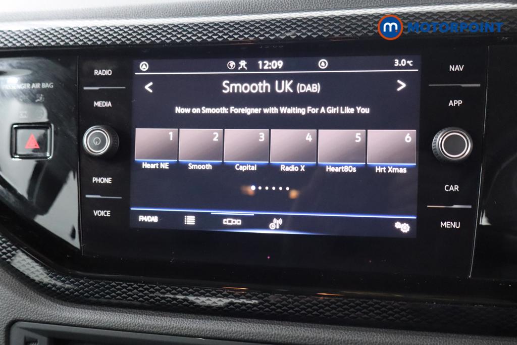 Volkswagen Polo Life Manual Petrol Hatchback - Stock Number (1614900) - 6th supplementary image