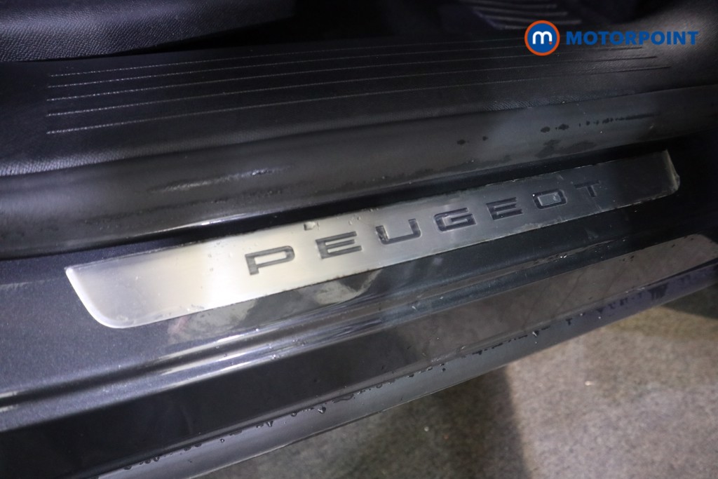 Peugeot 5008 GT Automatic Petrol SUV - Stock Number (1615115) - 17th supplementary image