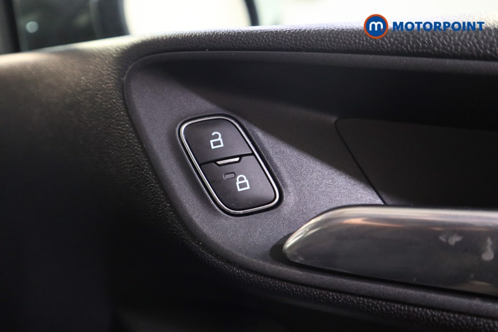 Ford Fiesta St-Line Edition Manual Petrol Hatchback - Stock Number (1615266) - 12th supplementary image