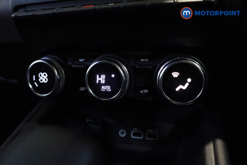 Renault Clio Evolution Automatic Petrol-Electric Hybrid Hatchback - Stock Number (1615349) - 18th supplementary image