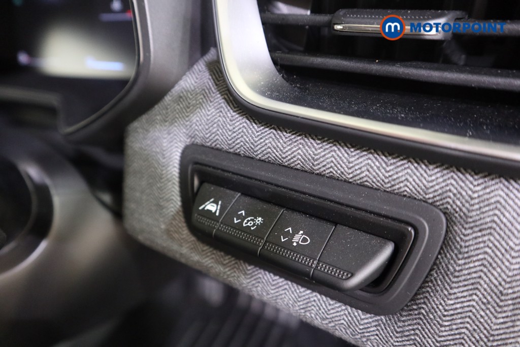 Renault Clio Techno Automatic Petrol-Electric Hybrid Hatchback - Stock Number (1615381) - 13th supplementary image
