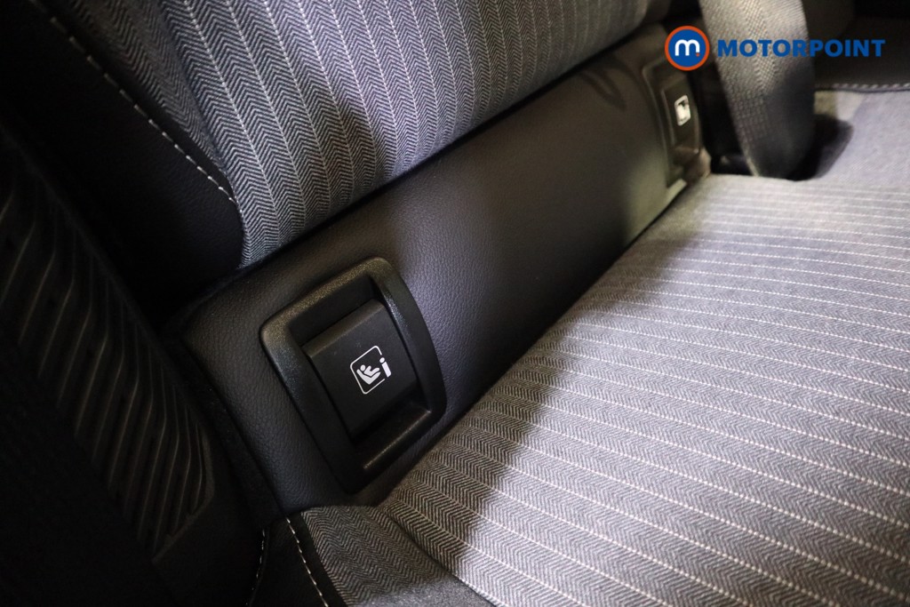 Renault Clio Techno Automatic Petrol-Electric Hybrid Hatchback - Stock Number (1615381) - 17th supplementary image