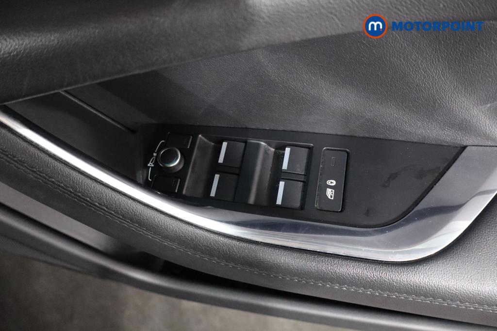 Jaguar XE R-Dynamic Black Automatic Diesel Saloon - Stock Number (1615549) - 3rd supplementary image