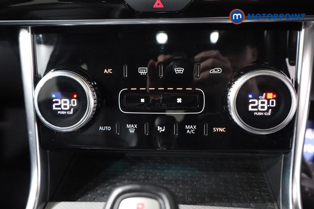 Jaguar XE R-Dynamic Black Automatic Diesel Saloon - Stock Number (1615549) - 11th supplementary image