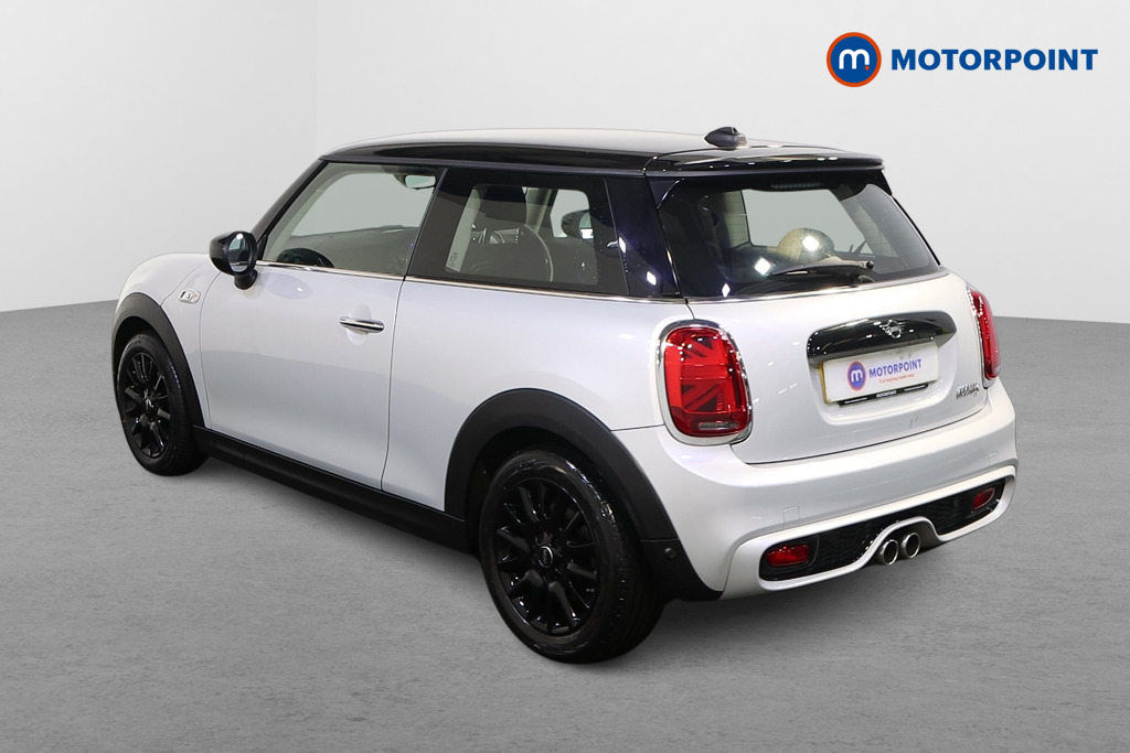 Mini Hatchback Cooper Exclusive Automatic Petrol Hatchback - Stock Number (1615679) - Passenger side rear corner
