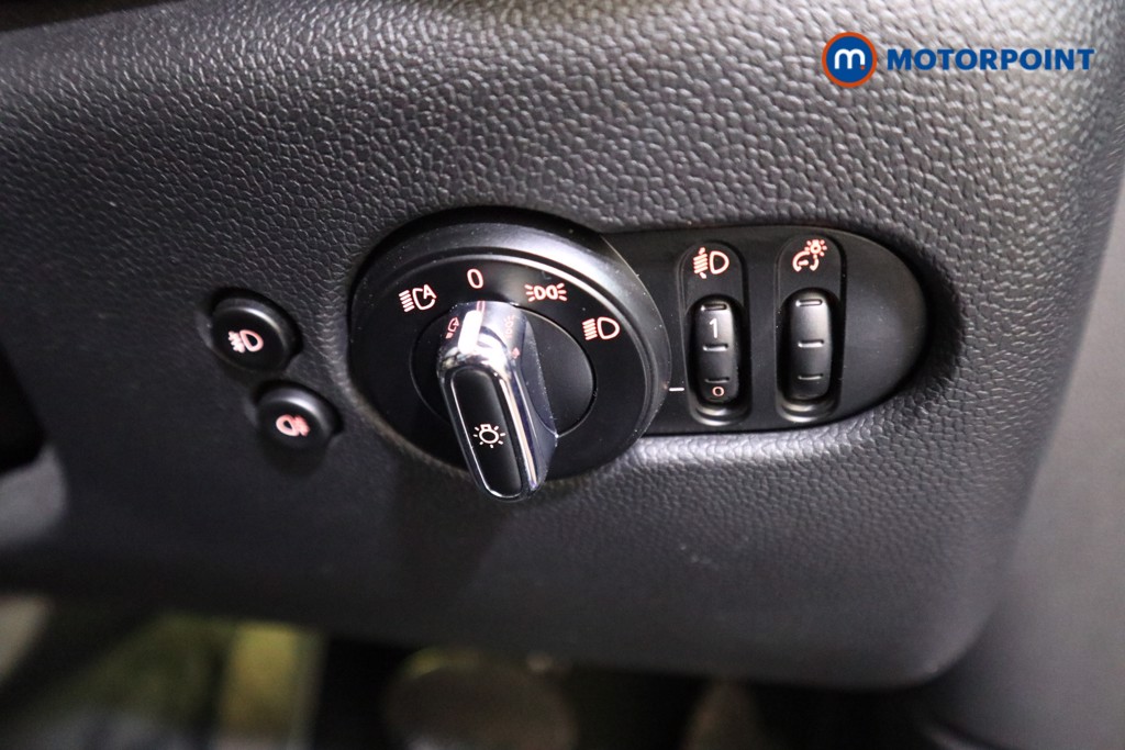 Mini Hatchback Cooper Automatic Petrol Hatchback - Stock Number (1615768) - 12th supplementary image