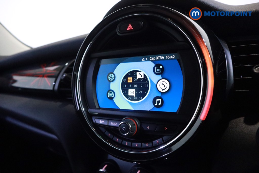 Mini Hatchback Cooper Exclusive Manual Petrol Hatchback - Stock Number (1615796) - 2nd supplementary image