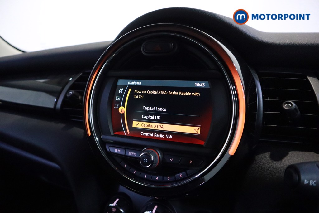 Mini Hatchback Cooper Exclusive Manual Petrol Hatchback - Stock Number (1615796) - 17th supplementary image