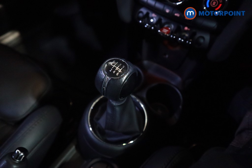 Mini Hatchback Cooper Exclusive Manual Petrol Hatchback - Stock Number (1615796) - 23rd supplementary image