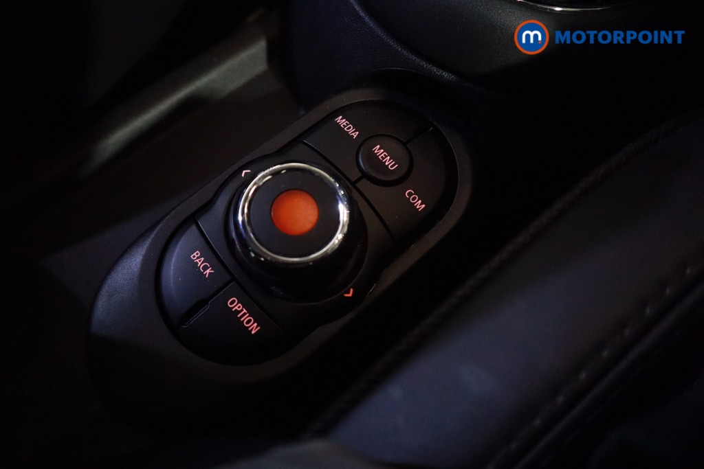 Mini Hatchback Cooper Exclusive Manual Petrol Hatchback - Stock Number (1615796) - 24th supplementary image