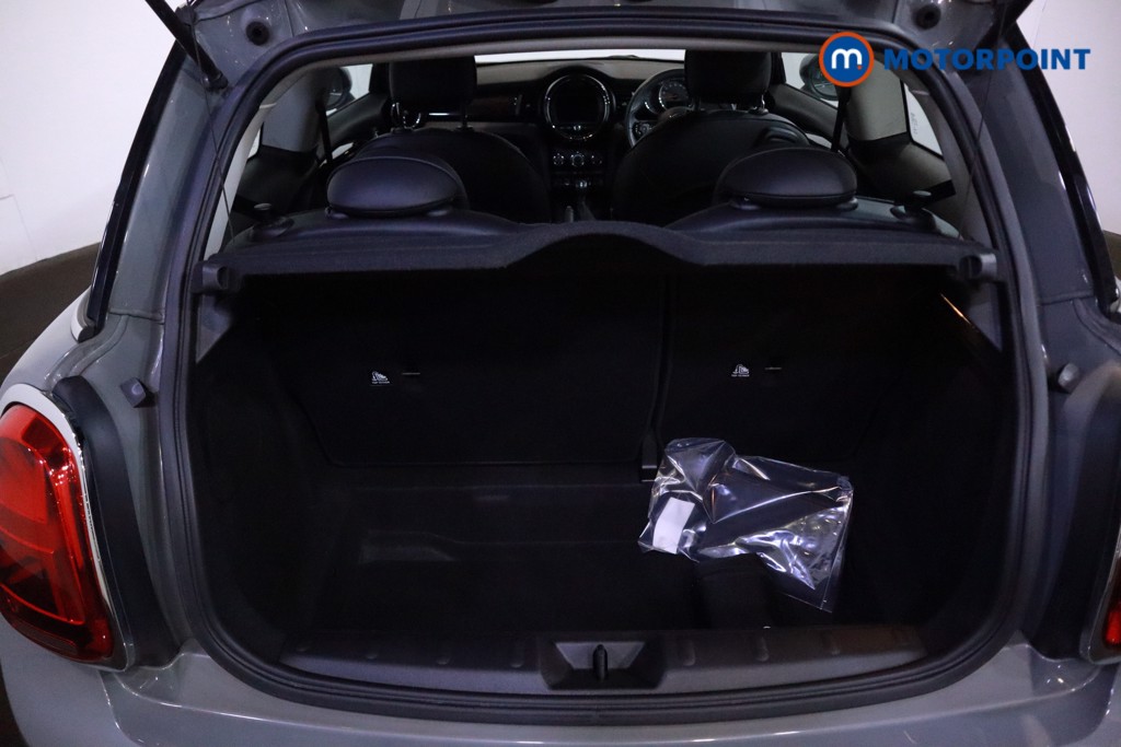 Mini Hatchback Cooper Exclusive Manual Petrol Hatchback - Stock Number (1615796) - 29th supplementary image