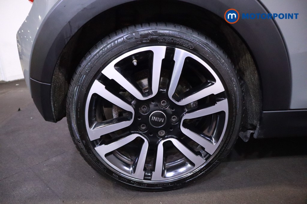 Mini Hatchback Cooper Exclusive Manual Petrol Hatchback - Stock Number (1615796) - 30th supplementary image