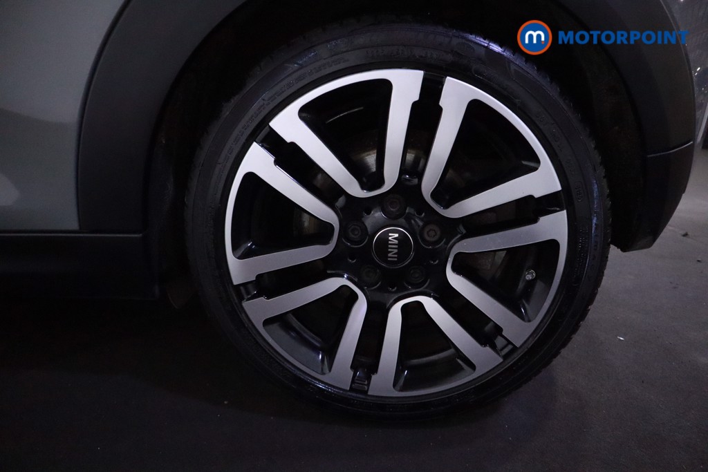 Mini Hatchback Cooper Exclusive Manual Petrol Hatchback - Stock Number (1615796) - 31st supplementary image