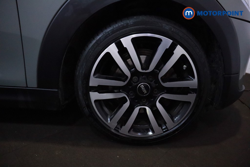 Mini Hatchback Cooper Exclusive Manual Petrol Hatchback - Stock Number (1615796) - 33rd supplementary image