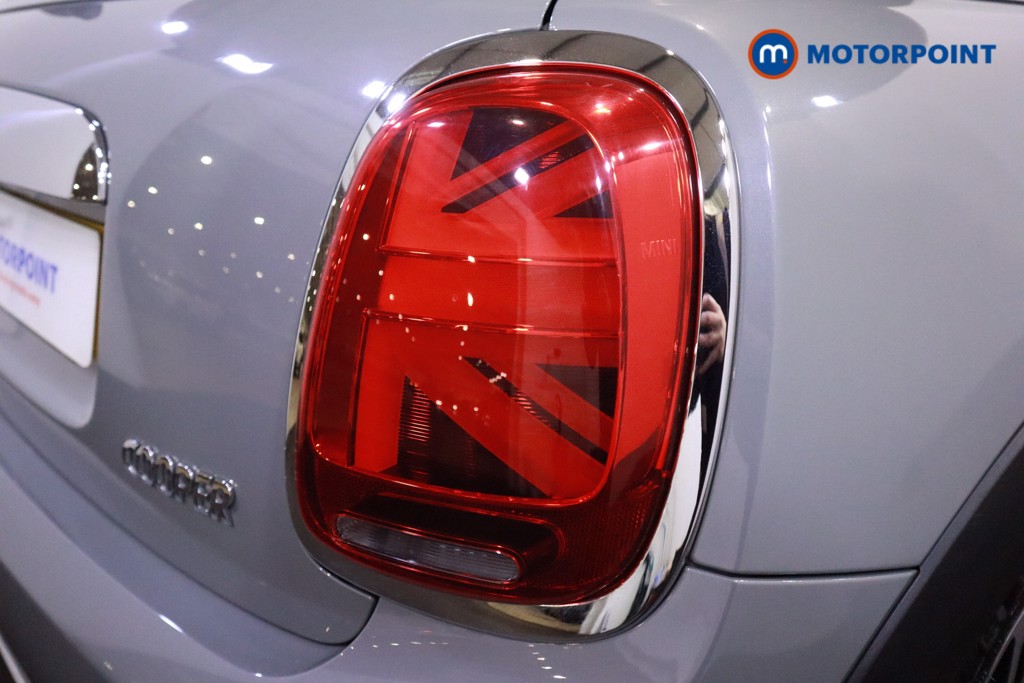 Mini Hatchback Cooper Exclusive Manual Petrol Hatchback - Stock Number (1615796) - 36th supplementary image