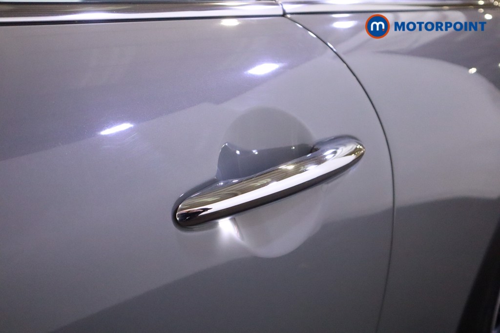 Mini Hatchback Cooper Exclusive Manual Petrol Hatchback - Stock Number (1615796) - 40th supplementary image